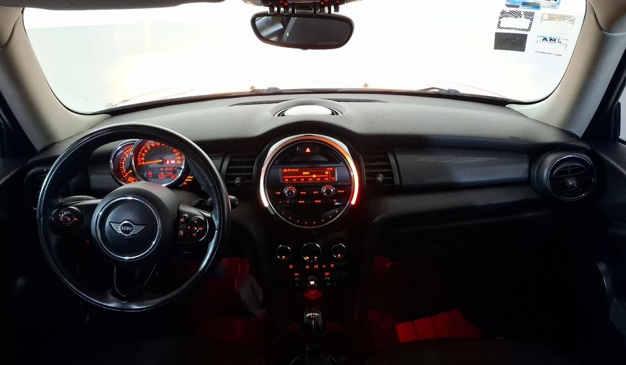 Mini Cooper 1.5 COOPER SALT Hatchback 2016