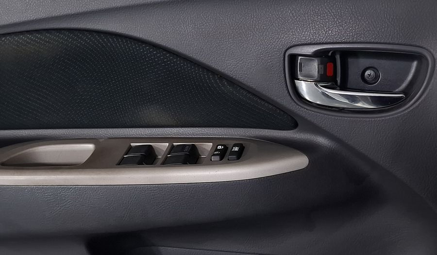 Toyota Yaris 1.5 SEDAN PREMIUM MT Sedan 2016