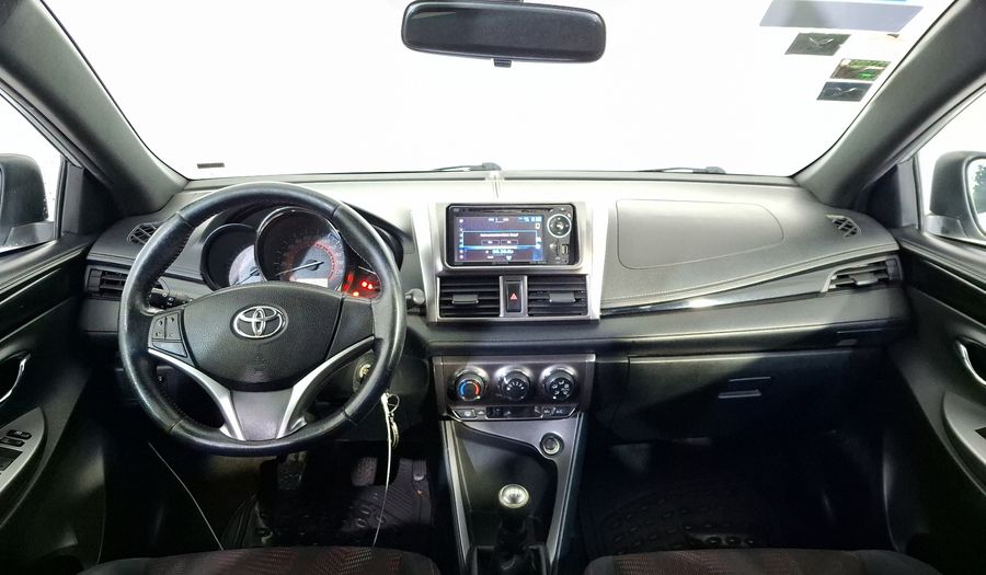 Toyota Yaris 1.5 SE MT 5PTAS Hatchback 2017