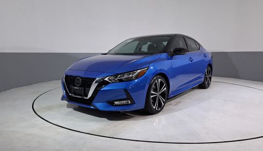 Nissan • Sentra