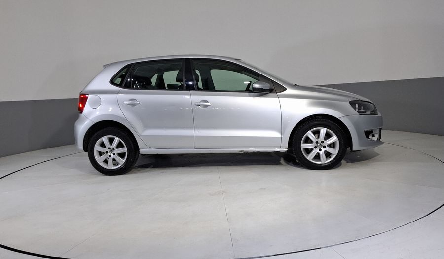 Volkswagen Polo 1.2 HIGHLINE MT Hatchback 2014