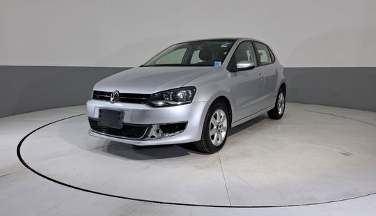 Volkswagen • Polo