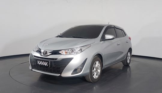 Toyota • Yaris