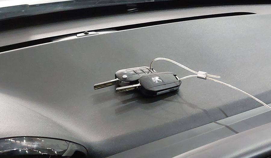 Peugeot 208 1.6 GRIFFE AUTO Hatchback 2019