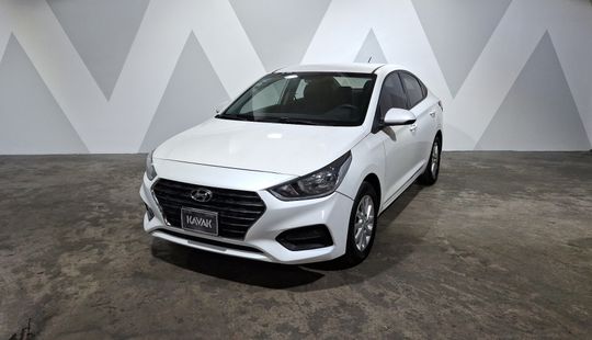 Hyundai • Accent
