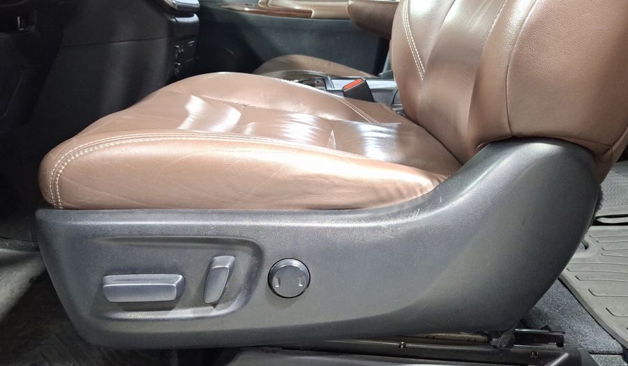 Toyota Sienna 3.5 LIMITED AT Minivan 2017