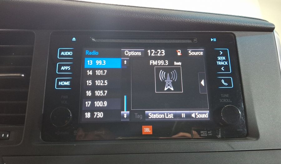 Toyota Sienna 3.5 LIMITED AT Minivan 2017