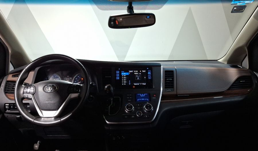 Toyota Sienna 3.5 LIMITED AT Minivan 2017