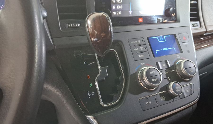 Toyota Sienna 3.5 LIMITED AT Minivan 2017