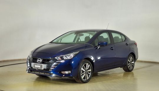 Nissan • Versa