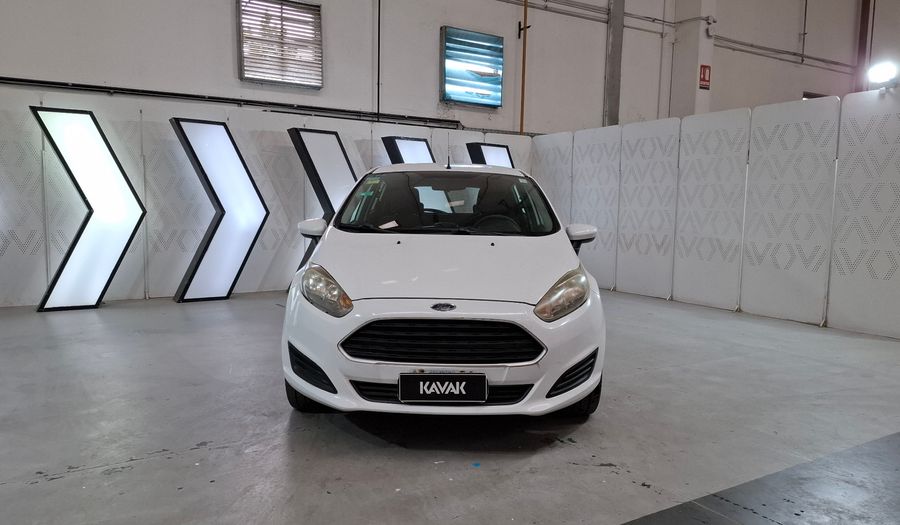 Ford Fiesta Kinetic Design 1.6 S PLUS Sedan 2014