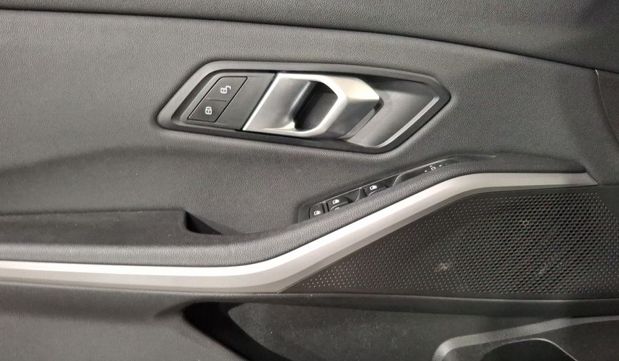 Bmw Serie 3 2.0 320I AUTO Sedan 2021