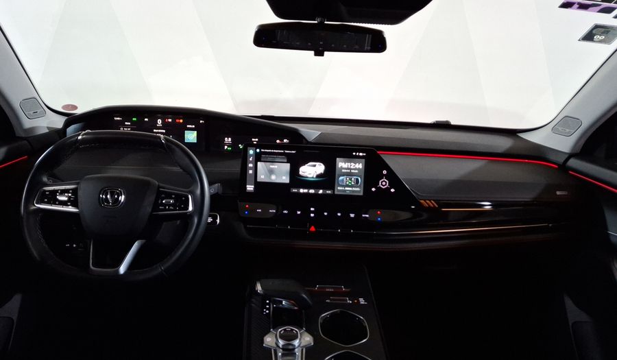 Changan Uni-k 2.0 PREMIUM AUTO AWD Suv 2025
