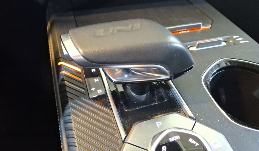 Changan Uni-k 2.0 PREMIUM AUTO AWD Suv 2025