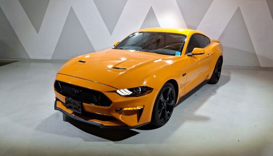Ford • Mustang
