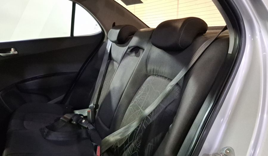 Hyundai Grand I10 1.2 GLS AT Sedan 2017
