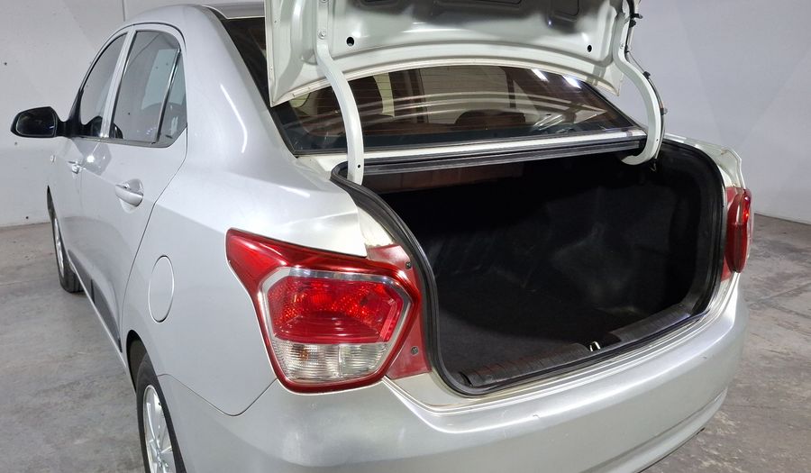 Hyundai Grand I10 1.2 GLS AT Sedan 2017