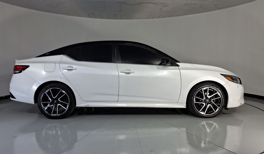 Nissan Sentra 2.0 SR PLATINUM BITONO CVT Sedan 2024