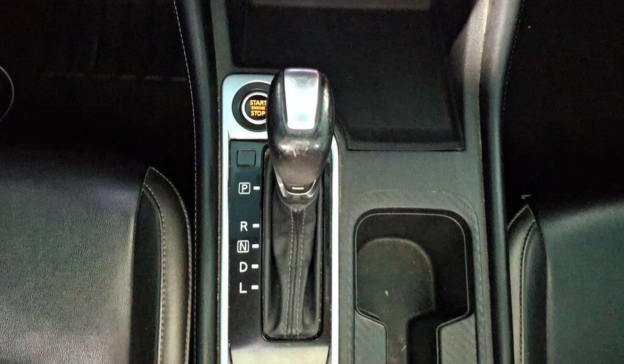 Nissan Sentra 2.0 SR PLATINUM BITONO CVT Sedan 2024