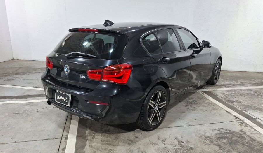 Bmw Serie 1 1.5 118IA SPORT LINE AUTO Hatchback 2019