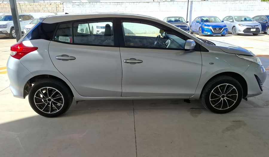 Toyota Yaris 1.5 CORE AUTO Hatchback 2019
