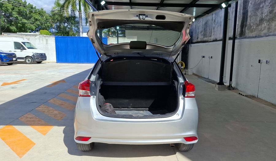 Toyota Yaris 1.5 CORE AUTO Hatchback 2019