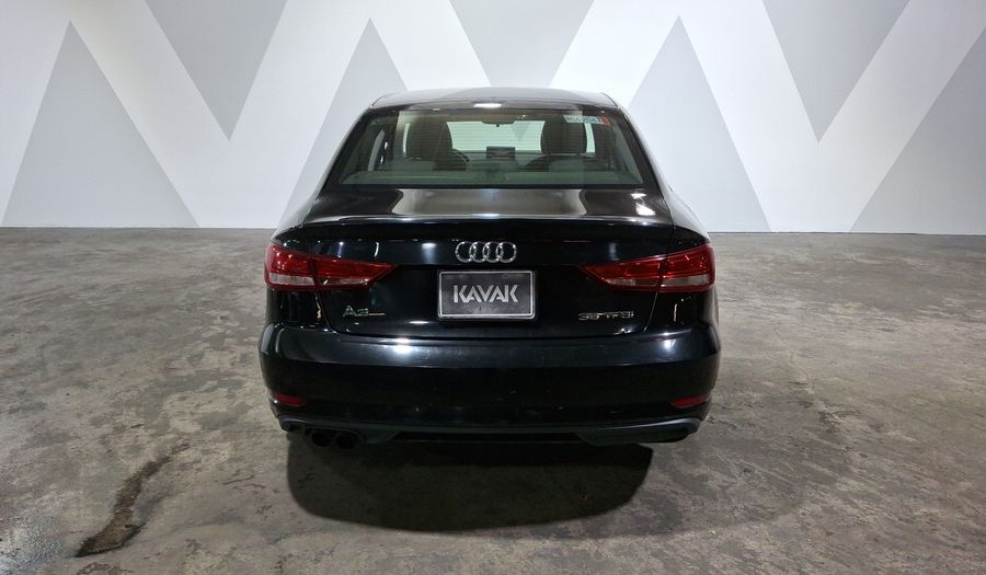 Audi A3 1.4 35 DYNAMIC DCT Sedan 2019