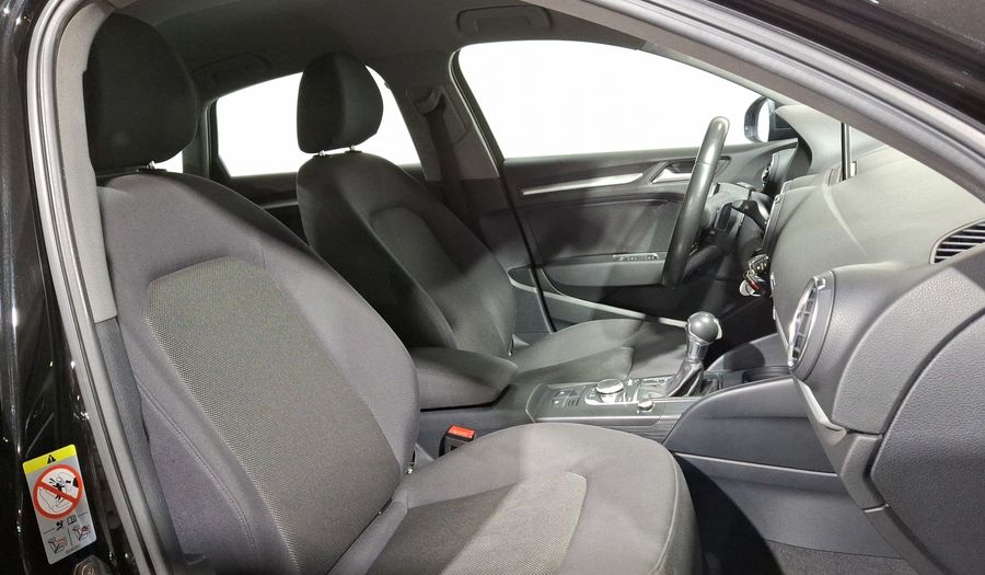 Audi A3 1.4 35 DYNAMIC DCT Sedan 2019