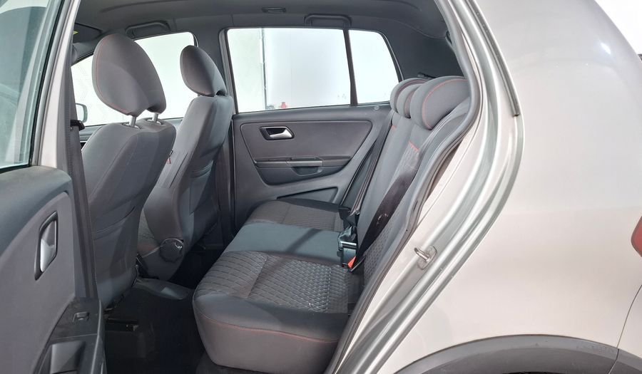Volkswagen Crossfox 1.6 16V CROSSFOX HIGHLINE Hatchback 2016
