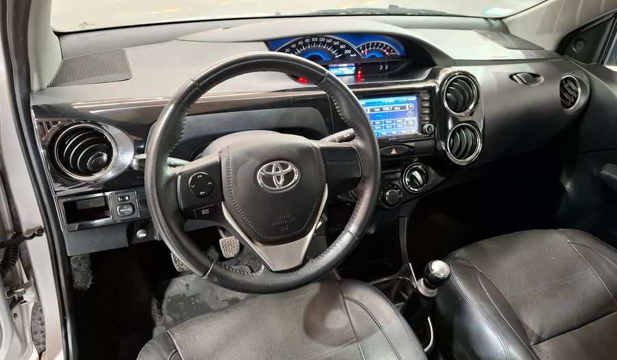 Toyota Etios 1.5 PLATINUM Sedan 2016