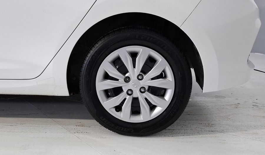 Hyundai Accent 1.6 GL Hatchback 2020