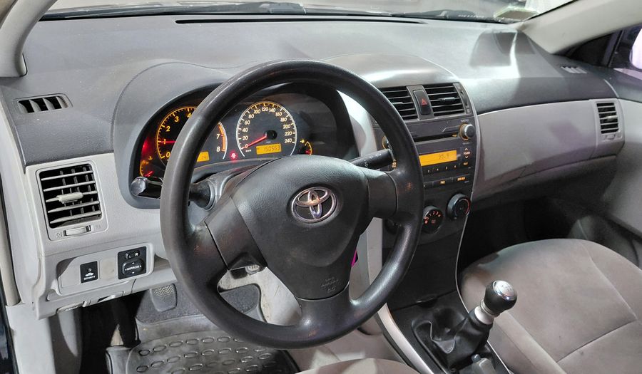 Toyota Corolla 1.8 XLI Sedan 2012