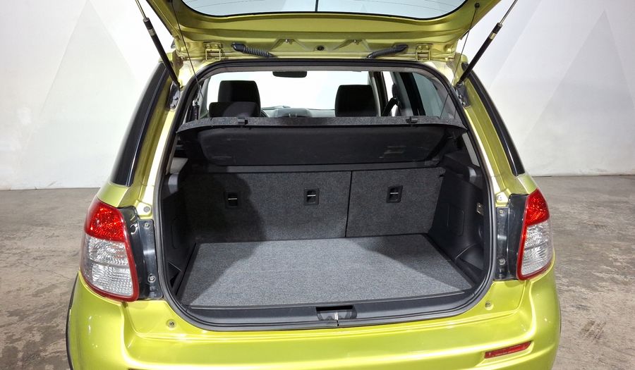 Suzuki Sx4 2.0 MT Hatchback 2013