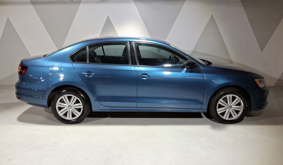 Volkswagen Jetta 2.0 MT Sedan 2016