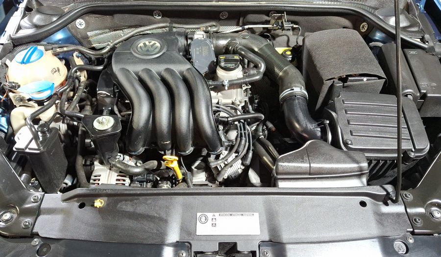 Volkswagen Jetta 2.0 MT Sedan 2016