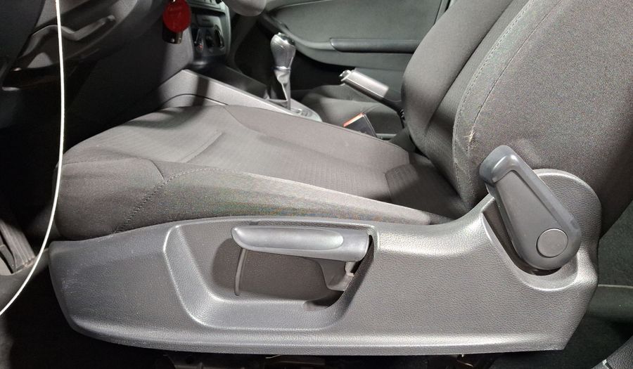 Volkswagen Jetta 2.0 MT Sedan 2016