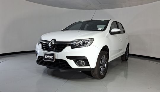 Renault • Logan