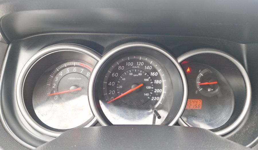 Nissan Tiida 1.6 S ALW Hatchback 2012