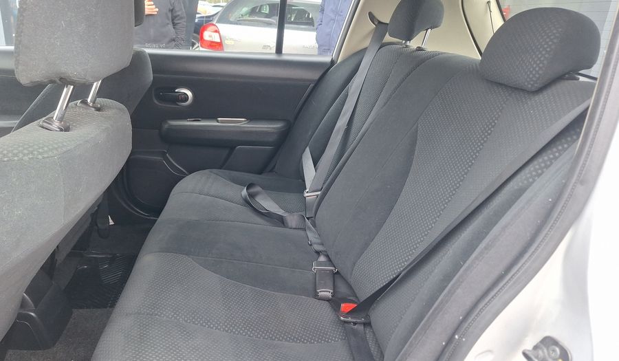Nissan Tiida 1.6 S ALW Hatchback 2012