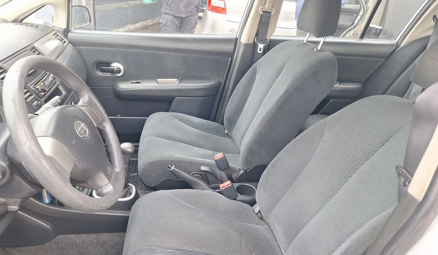 Nissan Tiida 1.6 S ALW Hatchback 2012