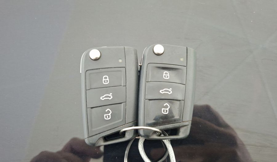 Volkswagen Tiguan 1.4 TSI DSG COMFORTLINE 7S RC Suv 2021