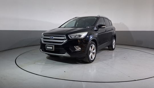 Ford • Escape