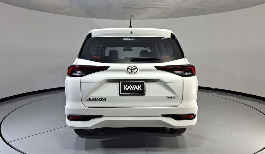 Toyota Avanza 1.5 XLE CVT Minivan 2023