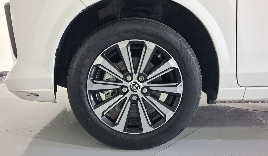 Toyota Avanza 1.5 XLE CVT Minivan 2023