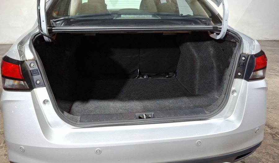 Nissan Versa 1.6 ADVANCE CVT Sedan 2022