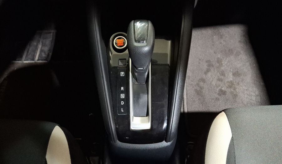 Nissan Versa 1.6 ADVANCE CVT Sedan 2022