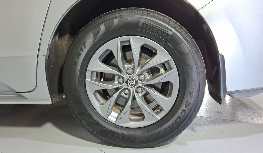 Toyota Sienna 2.5 HEV XLE AUTO Minivan 2021
