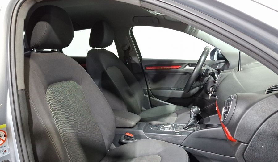 Audi A3 1.4 TFSI DYNAMIC Sedan 2017