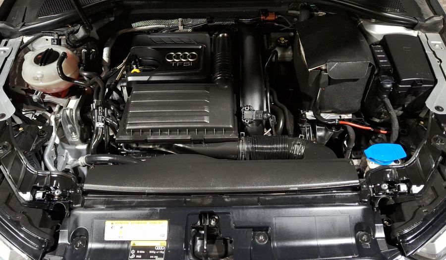 Audi A3 1.4 TFSI DYNAMIC Sedan 2017