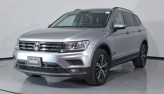 Volkswagen • Tiguan